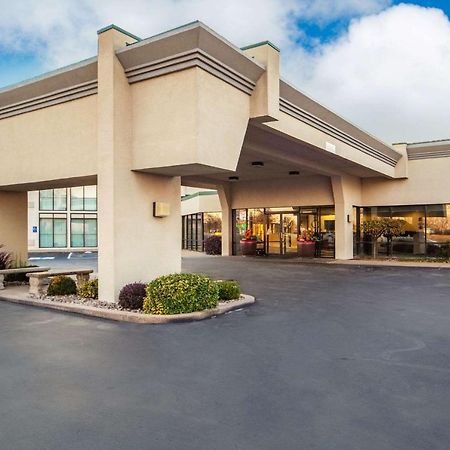 Suburban Studios I-80 Grand Island Doniphan Ngoại thất bức ảnh