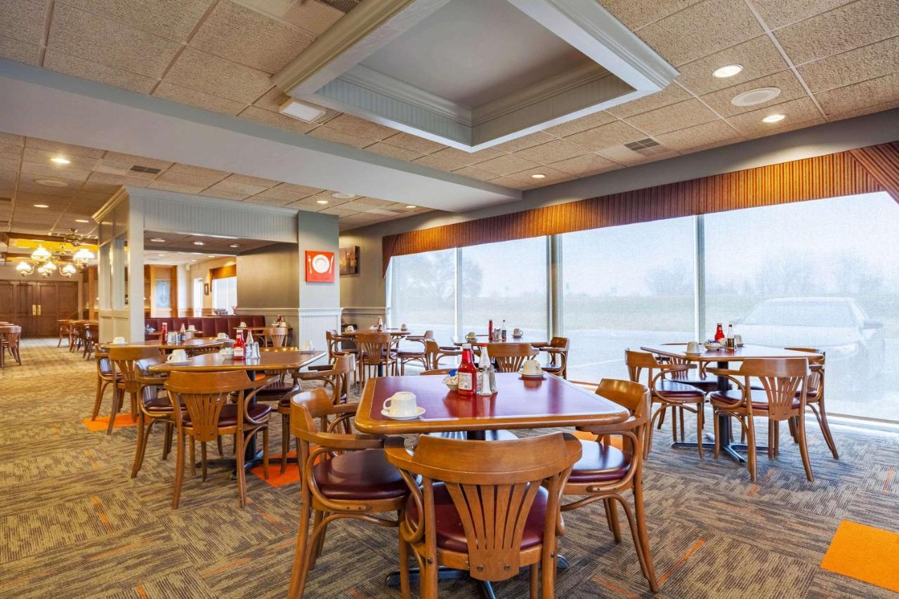 Suburban Studios I-80 Grand Island Doniphan Ngoại thất bức ảnh