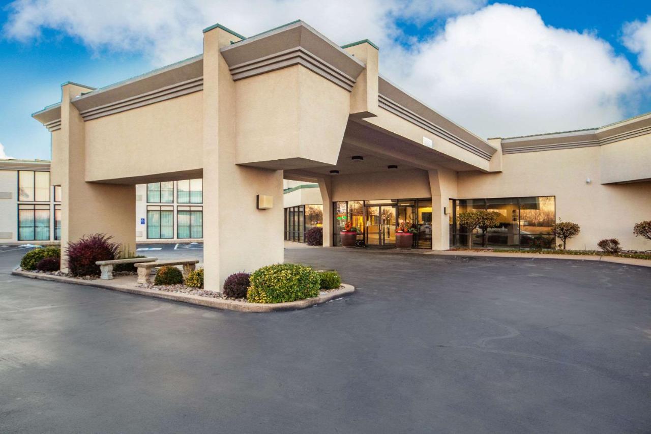 Suburban Studios I-80 Grand Island Doniphan Ngoại thất bức ảnh