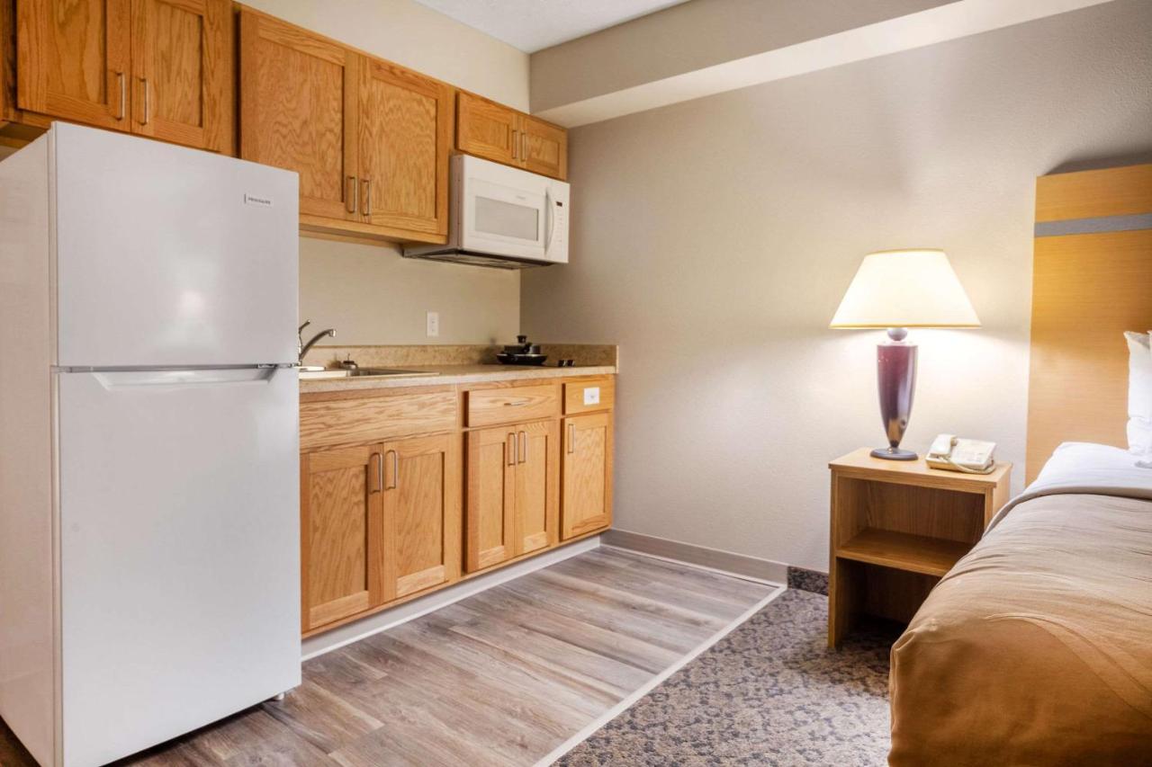 Suburban Studios I-80 Grand Island Doniphan Ngoại thất bức ảnh